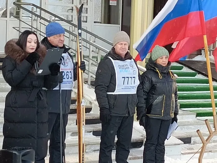 y18vRpomhOI