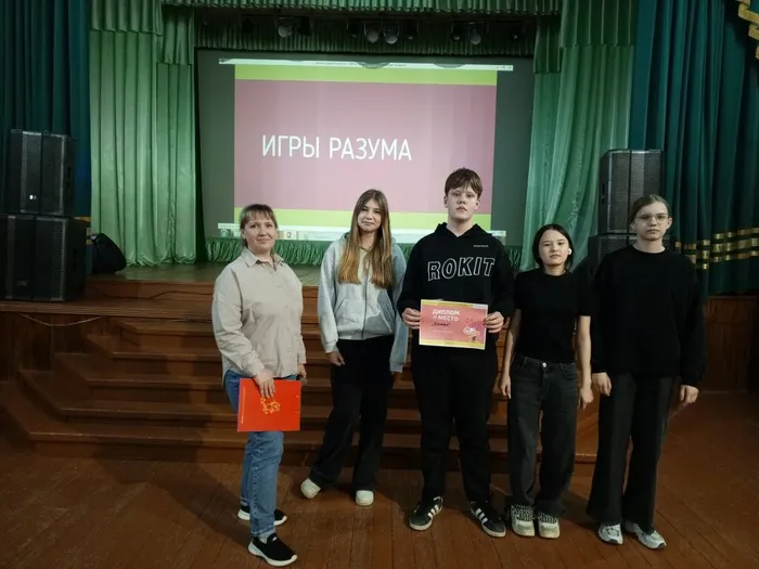 F1-VEIlNjfg