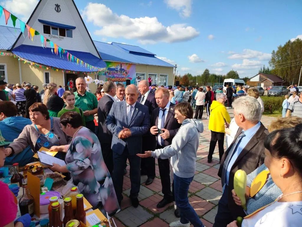 zTv5E0UGJeg