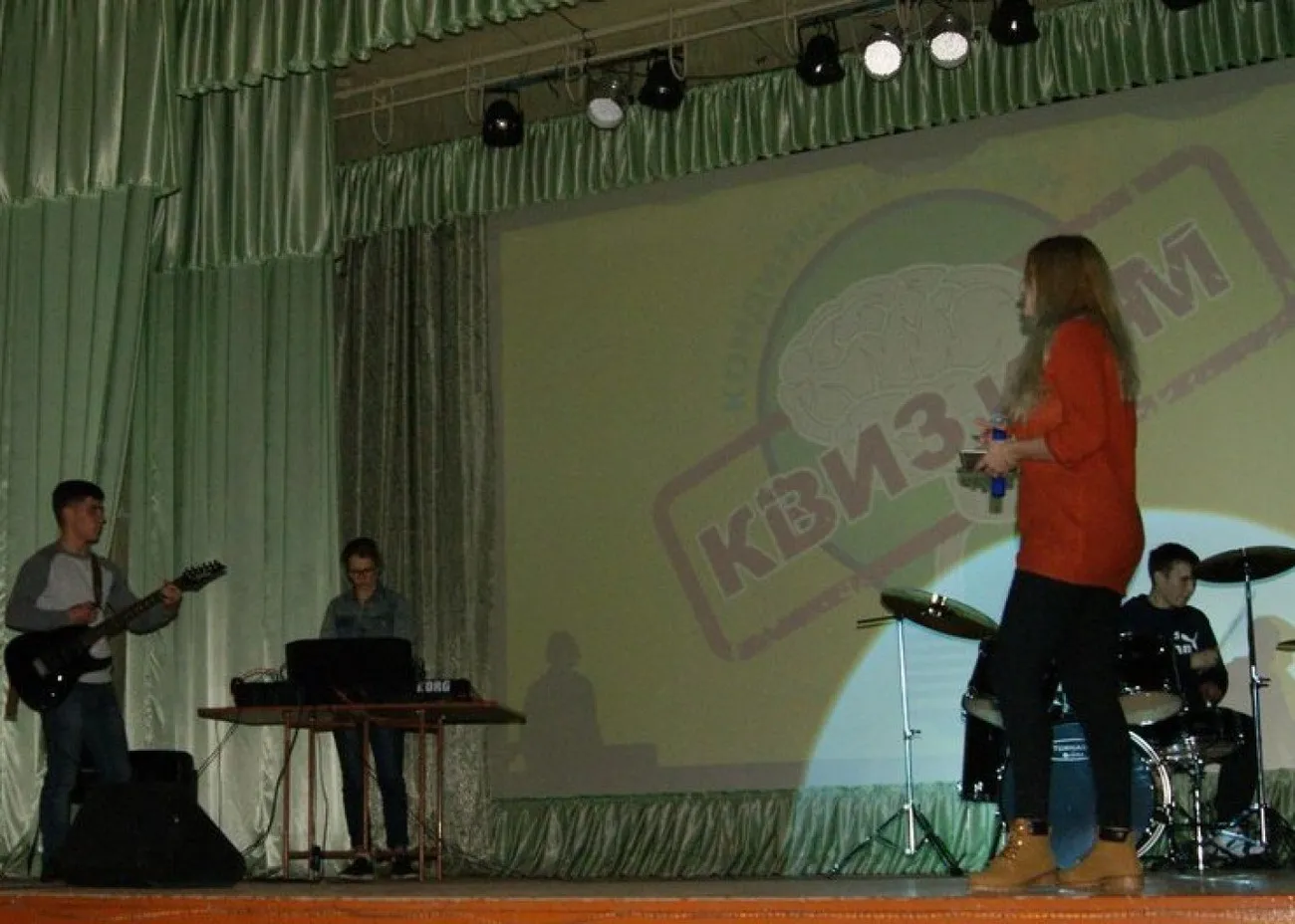 sqZ_CyUstMk