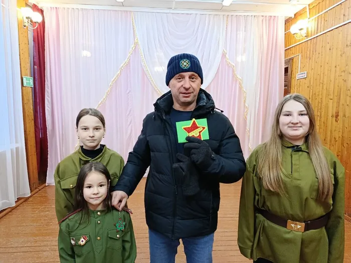 Защитникам Отечества